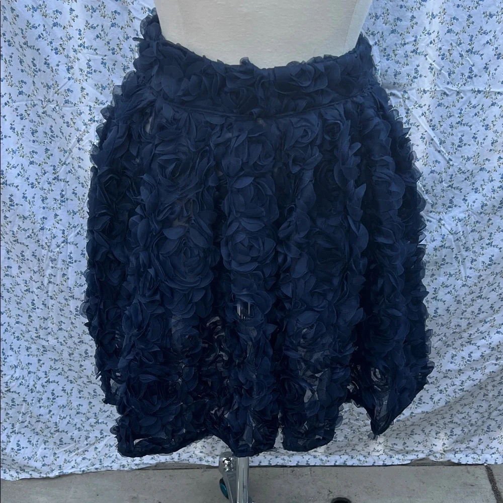 Handcrafted Chic Navy Floral Mini Skirt - Picture 2 of 6